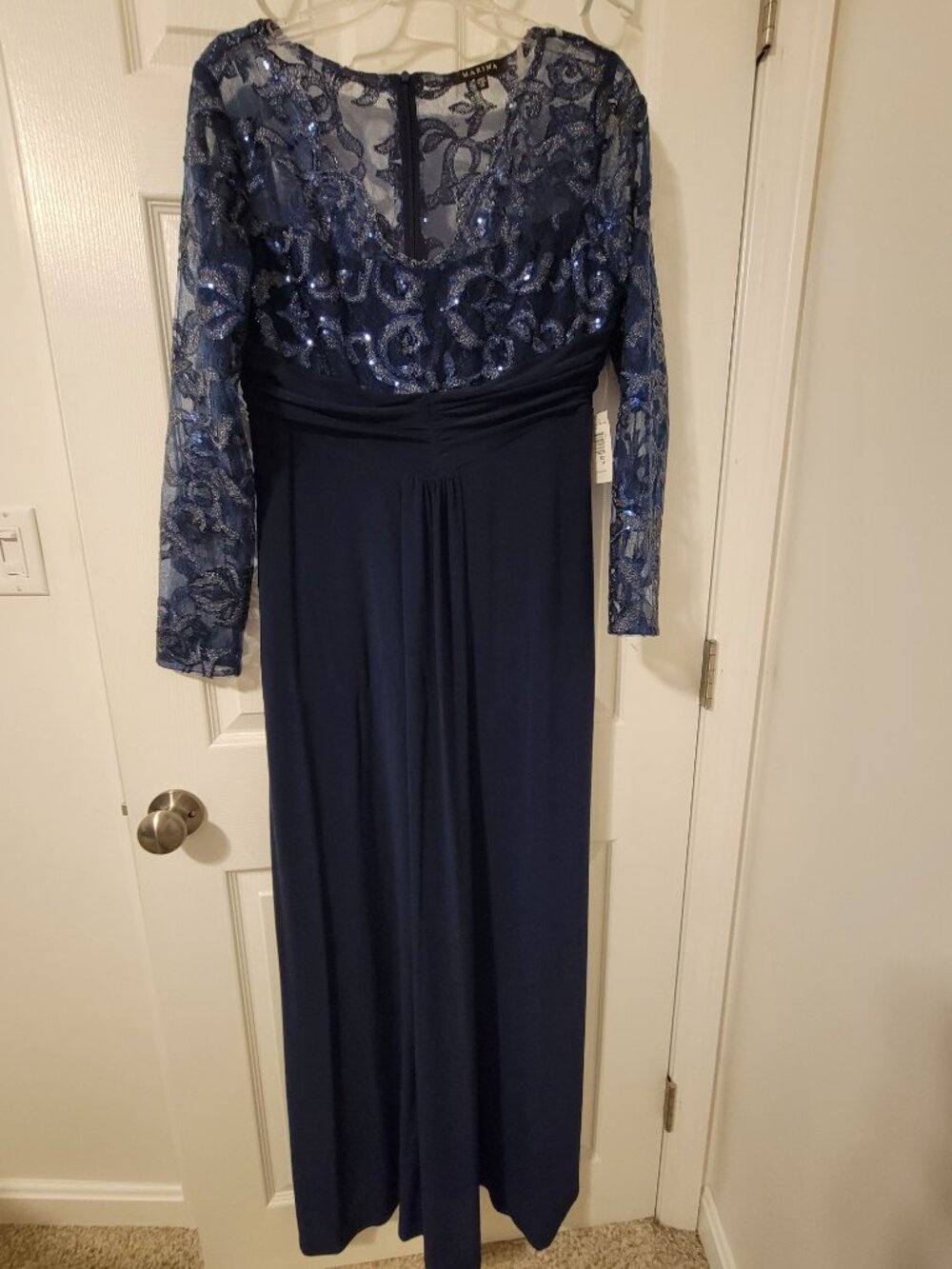 NWT Marina Navy Sequin Lace Long Sleeve Evening Gown Size 14